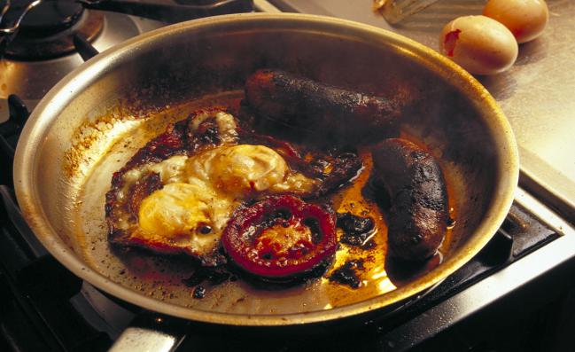 Elimina-el-olor-a-quemado-en-tu-cocina-2_1